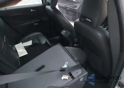 2004 Volvo S40 2.4I из США, поврежденный, VIN YV1MS382542006142